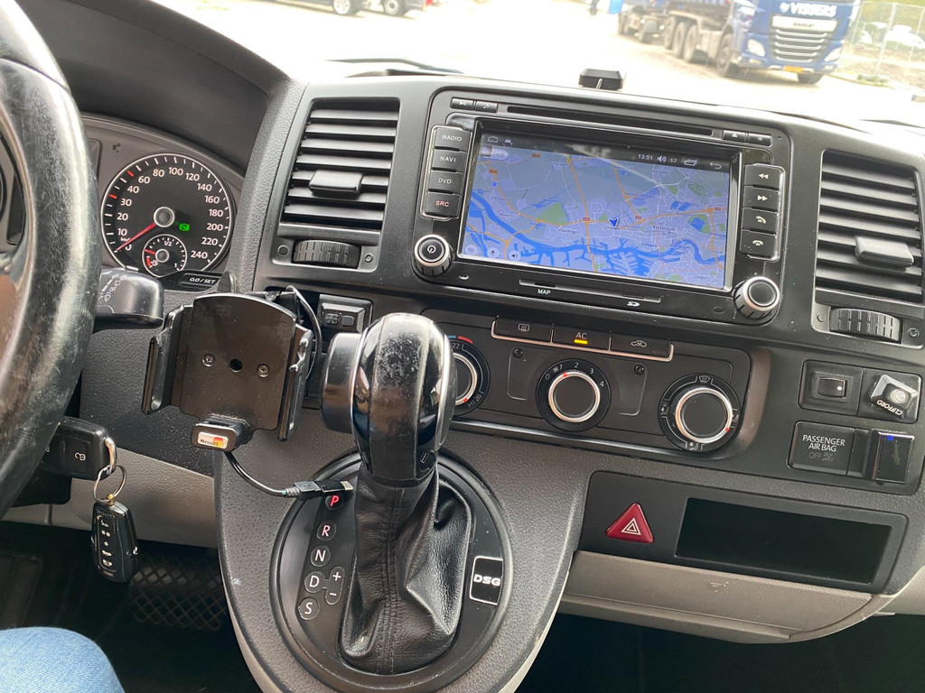 Volkswagen Transporter 2.0 TDI L2H1 DC Comfortline * Automaat * AC/Clima *Navigatie *Cruise Control*Camera * Automaat niet 100%!! 10