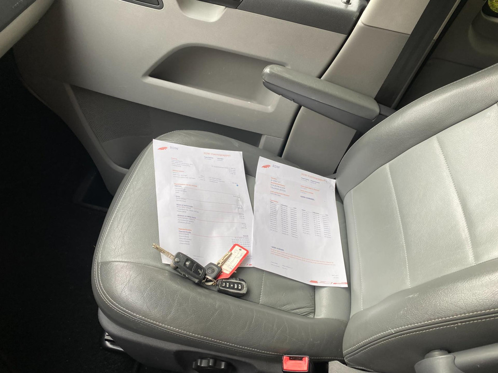 Volkswagen Transporter 2.0 TDI L2H1 DC Comfortline * Automaat * AC/Clima *Navigatie *Cruise Control*Camera * Automaat niet 100%!! 11