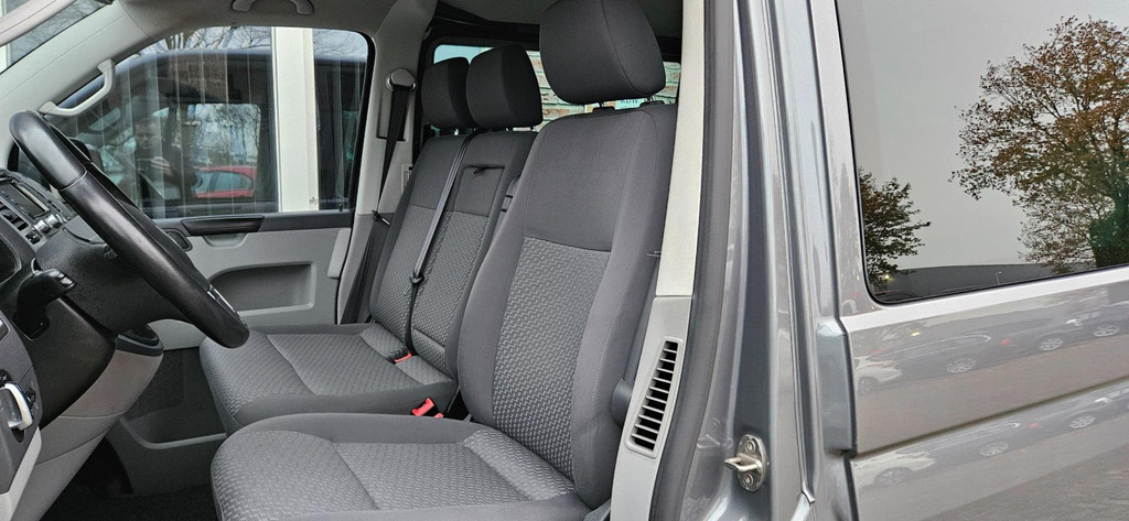 Volkswagen Transporter 2.0 TDI L2H1 DC Comfortline Dubbele Cabine! Mooie/Nette Bus! 140PK! 6-Zitplaatsen! 8