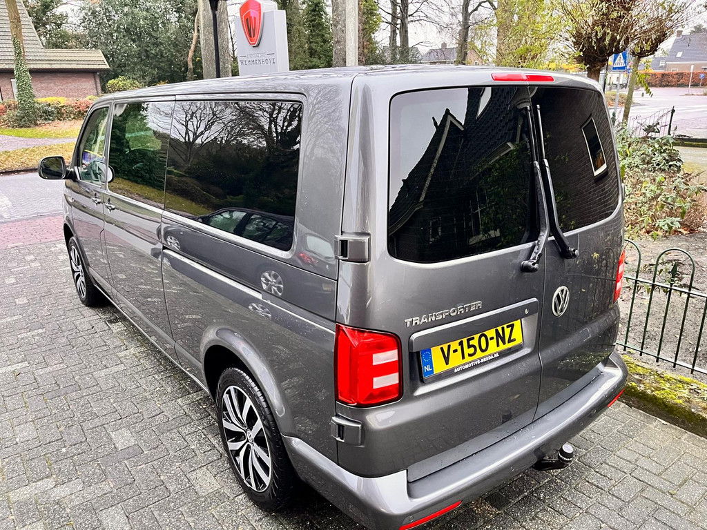 Volkswagen Transporter 2.0 TDI L2H1 DC Highline 10