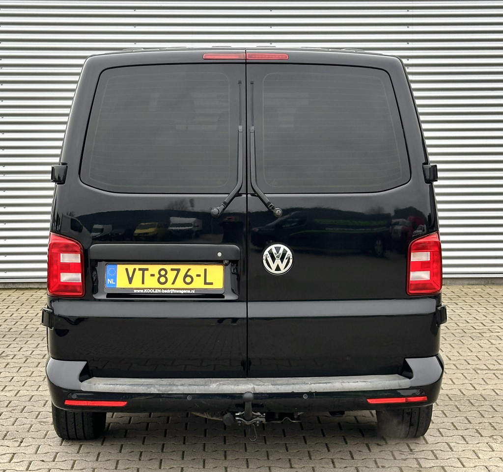Volkswagen Transporter 2.0 TDI L2H1 DC Highline Dubbele cabine automaat 12