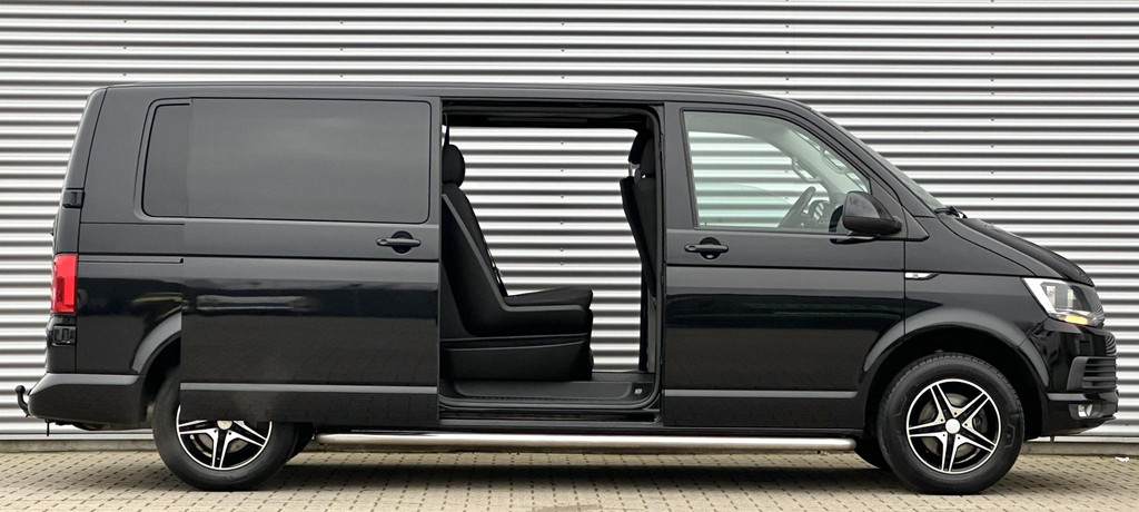 Volkswagen Transporter 2.0 TDI L2H1 DC Highline Dubbele cabine automaat 9