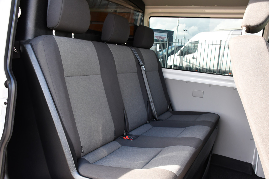 Volkswagen Transporter 2.0 TDI L2H1 DC PB Edition Carplay, Trekhaak, Airco, 150pk, Multimedia, Euro 6,Uniek! 21