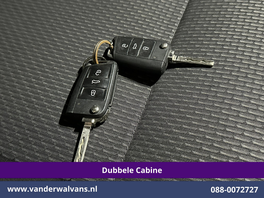Volkswagen Transporter 2.0 TDI L2H1 Dubbele Cabine Euro6 Airco | 2200kg Trekhaak | Apple Carplay Cruiscontrol, Android Auto, 5-Zits, Parkeersensoren 17