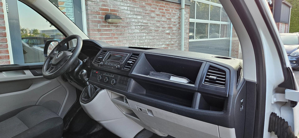 Volkswagen Transporter 2.0 TDI L2H1 Economy Trekhaak! Airco! NAP! Lang! Leuke Bus! 14