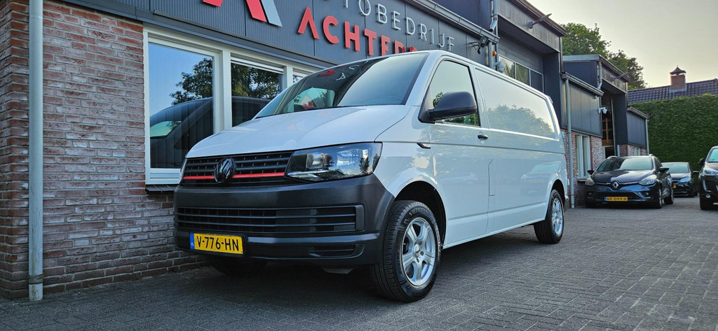 Volkswagen Transporter 2.0 TDI L2H1 Economy Trekhaak! Airco! NAP! Lang! Leuke Bus! 9