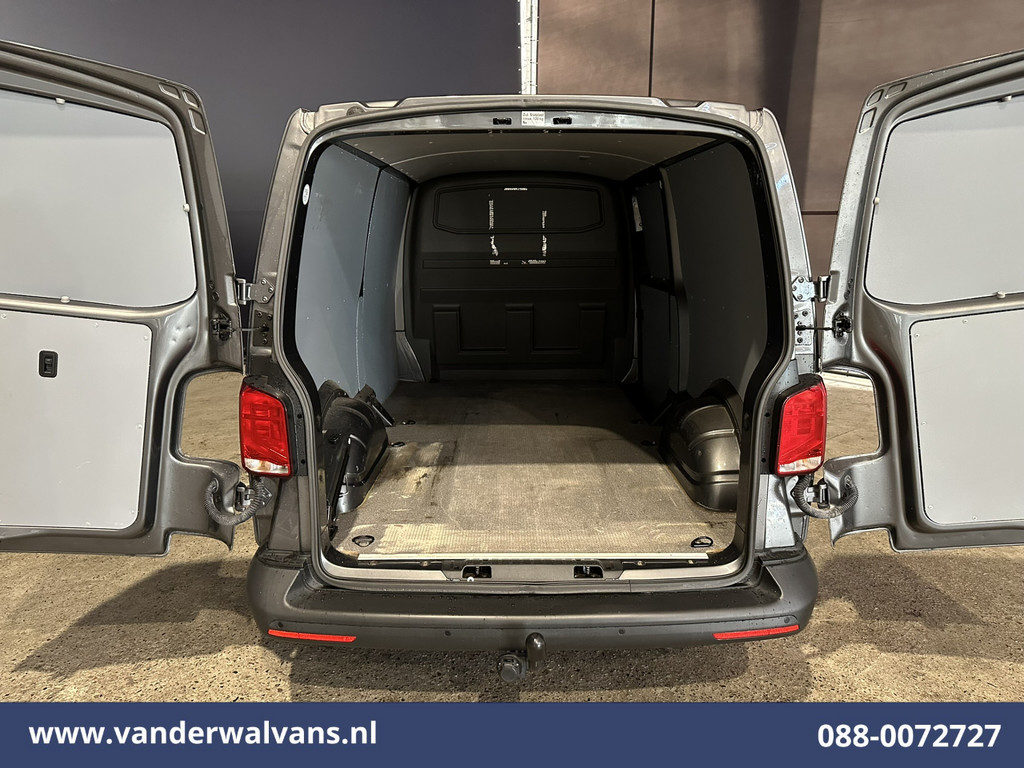 Volkswagen Transporter 2.0 TDI L2H1 Euro6 Airco | Apple Carplay | Android Auto | Trekhaak | Cruisecontrol Parkeersensoren 9