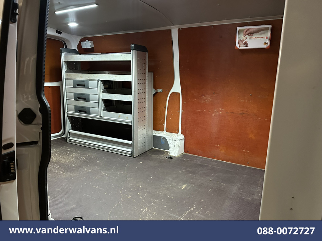 Volkswagen Transporter 2.0 TDI L2H1 Euro6 Airco | Imperiaal | Omvormer | Camera | Cruisecontrol | Trekhaak | Apple Carplay Android Auto, Parkeersensoren 13