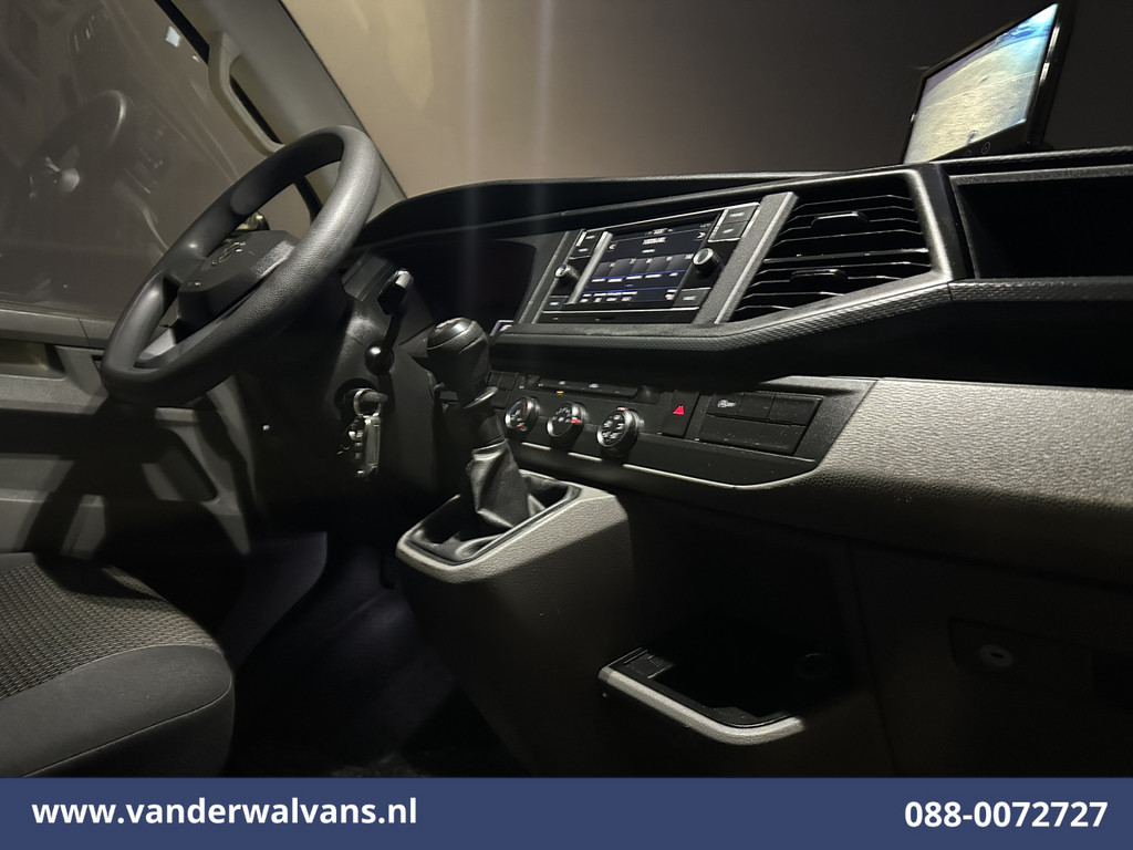Volkswagen Transporter 2.0 TDI L2H1 Euro6 Airco | Imperiaal | Omvormer | Camera | Cruisecontrol | Trekhaak | Apple Carplay Android Auto, Parkeersensoren 14