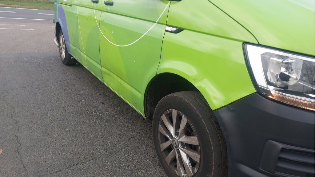 Volkswagen Transporter 2.0 TDI L2H1 Highline AIRCO/NAVI/ACC/DSG BJ 2019 17