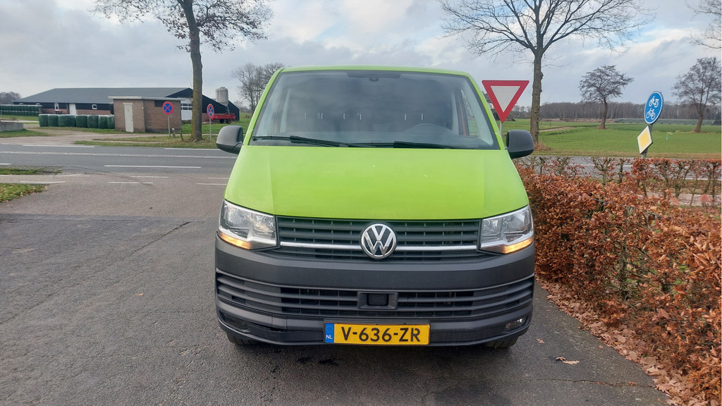 Volkswagen Transporter 2.0 TDI L2H1 Highline AIRCO/NAVI/ACC/DSG BJ 2019 7