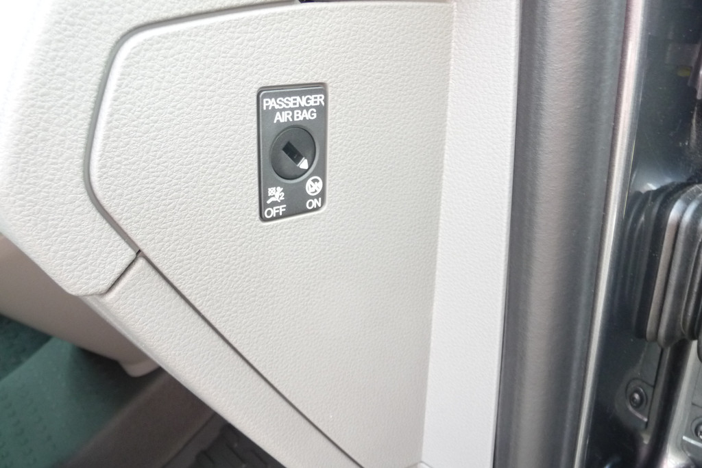 Volkswagen Transporter 2.0 TDI L2H1 Highline Autm. 204pk 2 schuifdeuren , achterdeuren BPM vrij 15