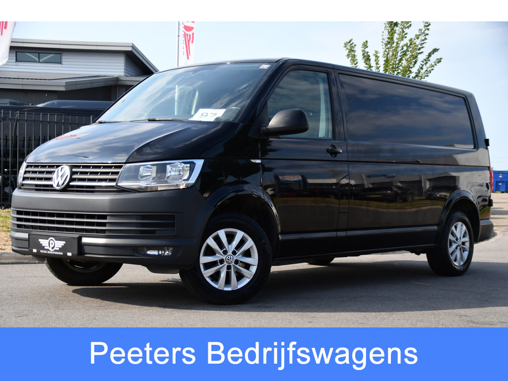 Volkswagen Transporter 2.0 TDI L2H1 Highline Cruise, Stoelverwarming, 140pk, Trekhaak, Sensoren, Multimedia, Voorruit verwarming, Uniek!