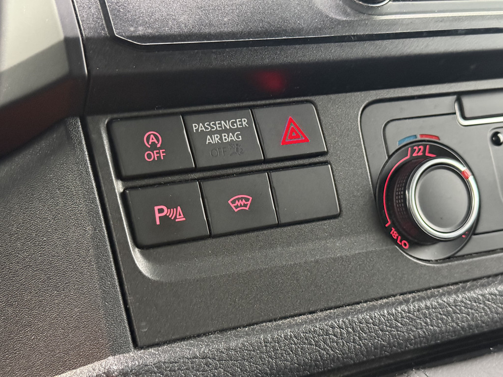 Volkswagen Transporter 2.0 TDI L2H1 Highline | NL-auto | 1e Eig | Parelmoer wit | LED | Navi | Trekhaak | PDC 21