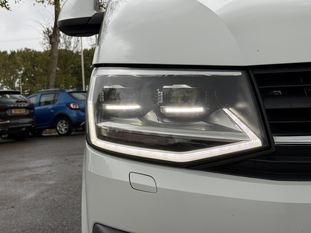 Volkswagen Transporter 2.0 TDI L2H1 Highline | NL-auto | 1e Eig | Parelmoer wit | LED | Navi | Trekhaak | PDC 7