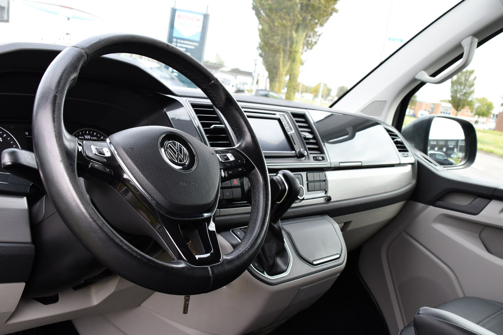 Volkswagen Transporter 2.0 TDI L2H1 PB Edition Adaptieve Cruise, LED, 150pk, Carplay, Sensoren, Trekhaak, Automaat, multimedia, Uniek! 12