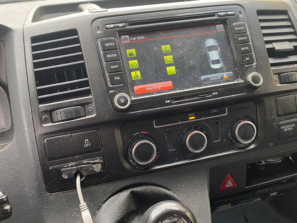 Volkswagen Transporter 2.0 TDI L2H2 AIRCO 10