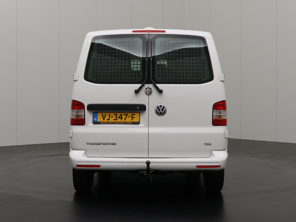 Volkswagen Transporter 2.0TDI Lang Achterdeuren | Airco | 3-Persoons | Betimmering | Trekhaak 11