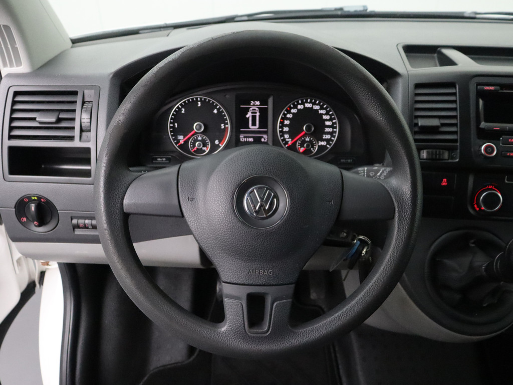 Volkswagen Transporter 2.0TDI Lang Achterdeuren | Airco | 3-Persoons | Betimmering | Trekhaak 14