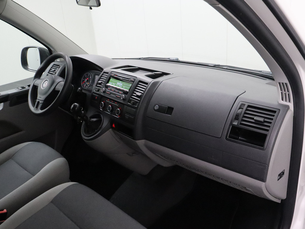 Volkswagen Transporter 2.0TDI Lang Achterdeuren | Airco | 3-Persoons | Betimmering | Trekhaak 18