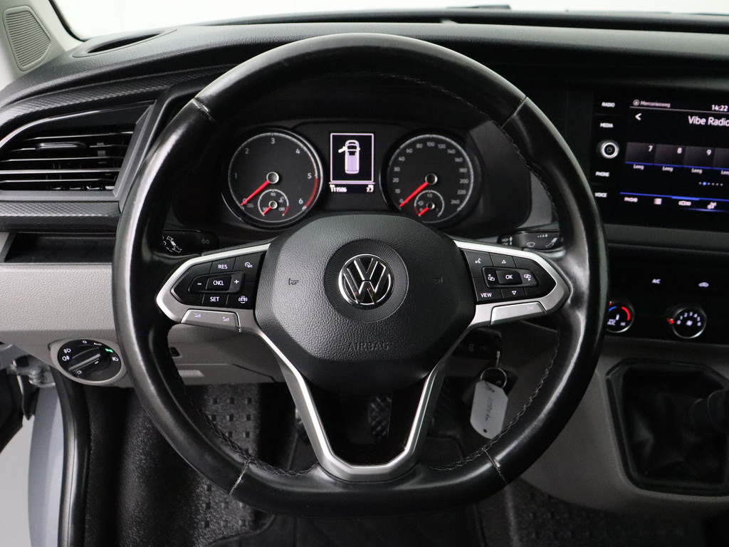 Volkswagen Transporter 2.0TDI Lang Highline | Navigatie | Camera | 3-Persoons | Airco | Cruise 14