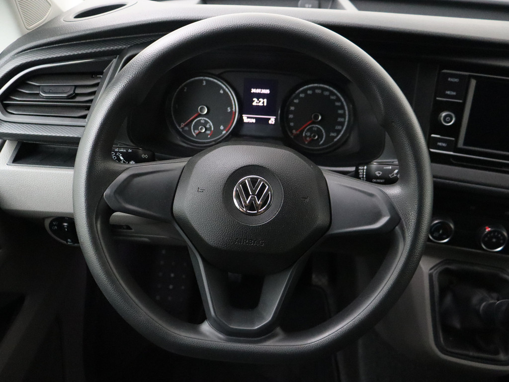 Volkswagen Transporter 2.0TDI Lang Koelwagen | Airco | Cruise | 3-Persoons | Trekhaak 15