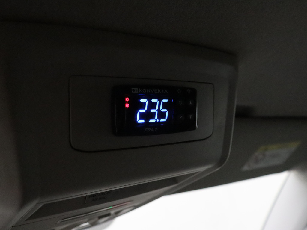 Volkswagen Transporter 2.0TDI Lang Koelwagen | Airco | Cruise | 3-Persoons | Trekhaak 20