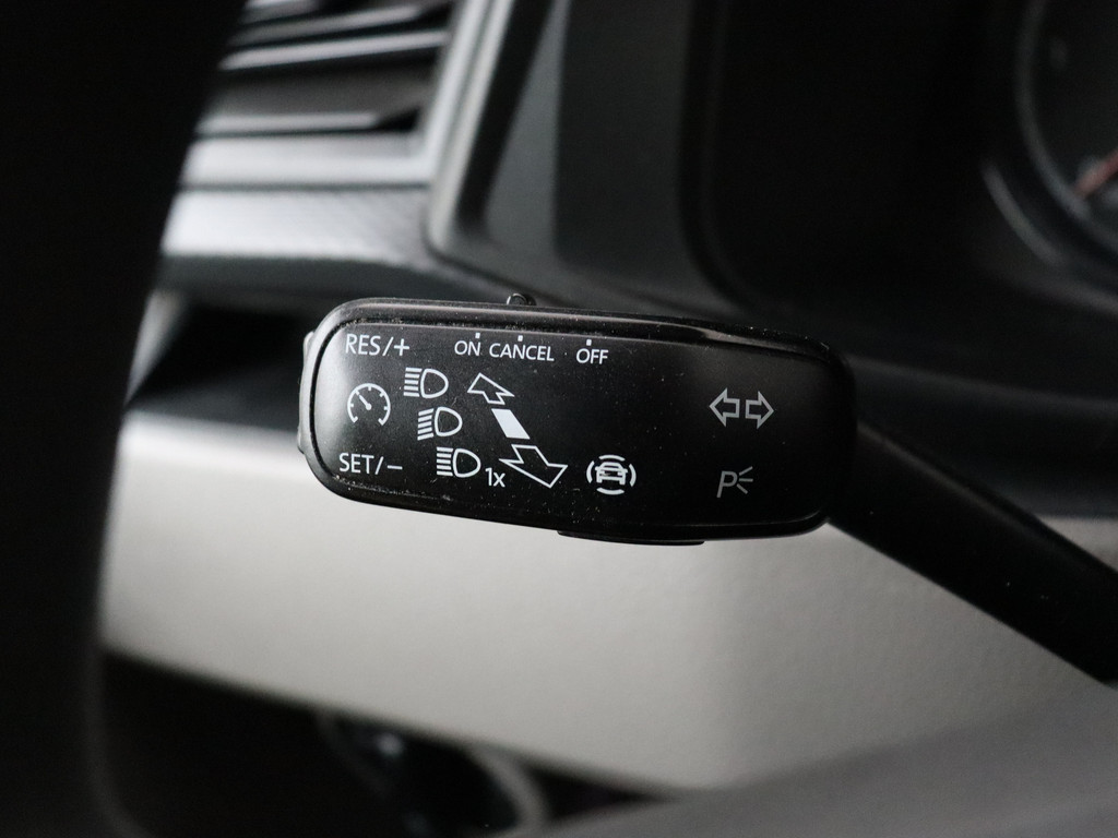 Volkswagen Transporter 2.0TDI Lang Koelwagen | Airco | Cruise | 3-Persoons | Trekhaak 9