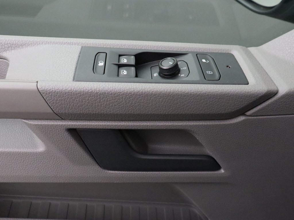 Volkswagen Transporter 2.0TDi 150PK DSG Automaat Lang | Navigatie | Camera | Airco | Cruise | 3-Persoons 8