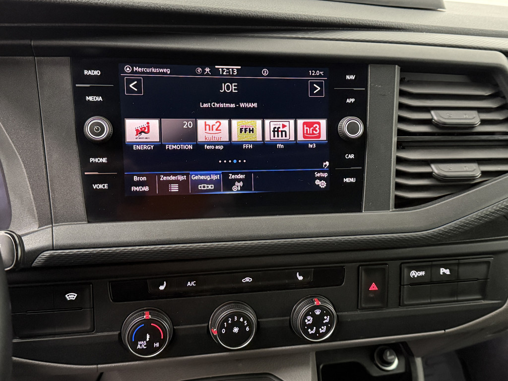 Volkswagen Transporter 2.0TDi 150PK DSG Automaat Lang | Navigatie | Camera | Airco | Cruise | 3-Persoons | Trekhaak 16