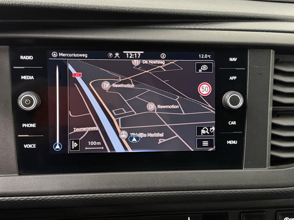 Volkswagen Transporter 2.0TDi 150PK DSG Automaat Lang | Navigatie | Camera | Airco | Cruise | 3-Persoons | Trekhaak 18