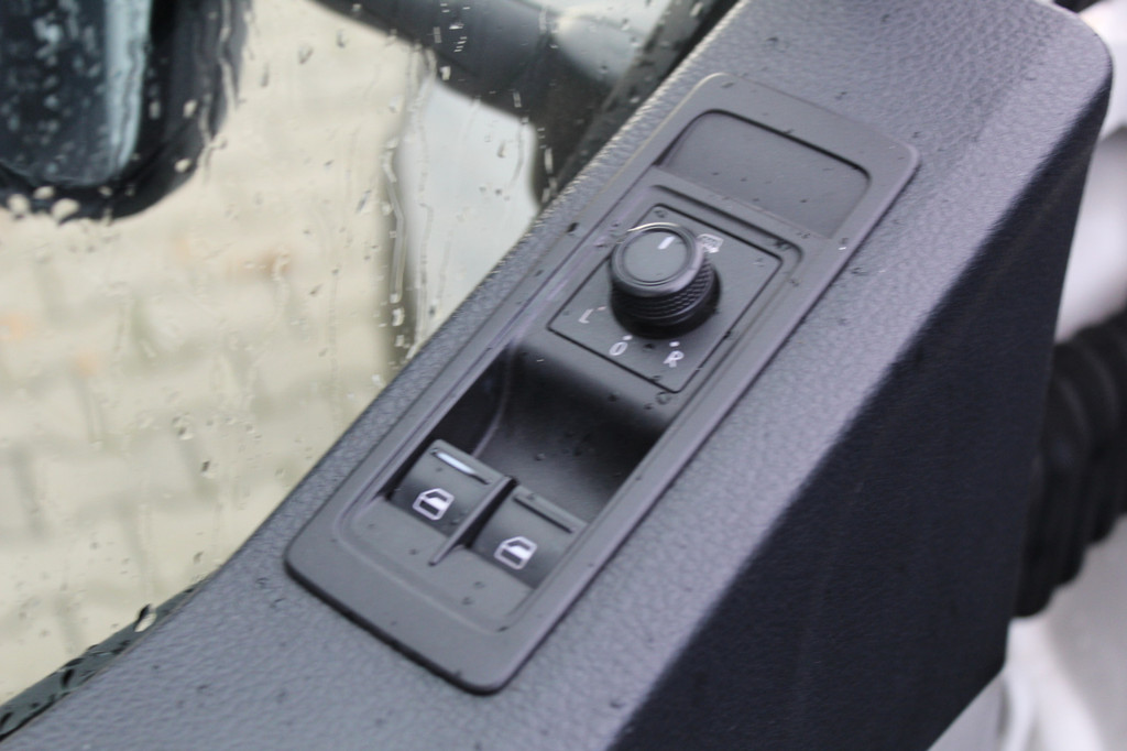 Volkswagen Transporter 2.0 TSI 150Pk L2H1 | BENZINE | Pick up | 1e eigenaar 11