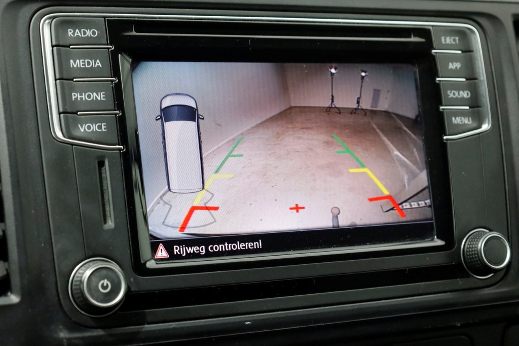 Volkswagen Transporter 2.0 TSI 150pk Benzine L2H3 Trendline Airco/Camera BPM-VRIJ 03-2019 14