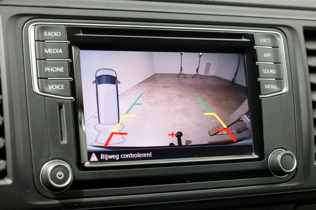 Volkswagen Transporter 2.0 TSI 150pk Benzine L2H3 Trendline Airco/Camera/Camper? BPM-VRIJ 03-2019 14