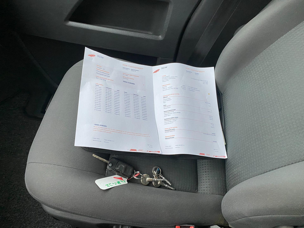 Volkswagen Transporter 2.5 TDI 340 DC MHD Caravelle * AC/Clima * 174PK * PDC * Airbag * Elek ramen * Elek Spiegels * Lang * 12