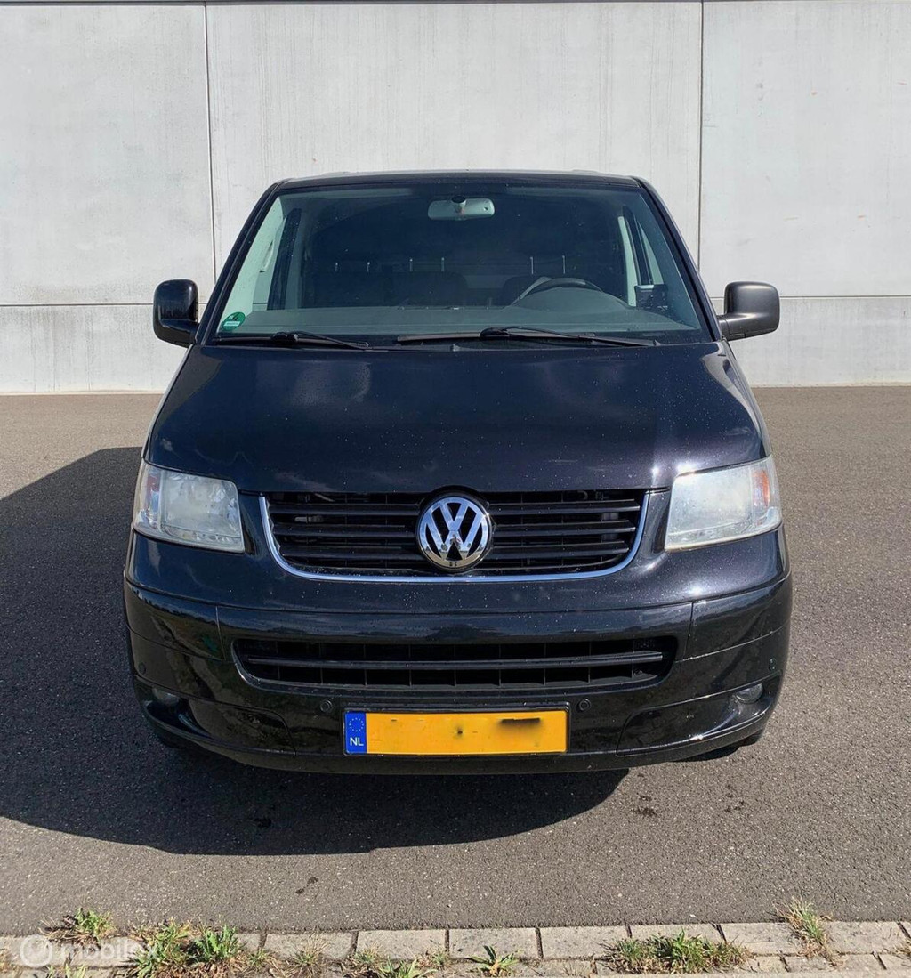 Volkswagen Transporter 2.5 TDI AUTOMAAT EUR3999,- + 21% BTW 19