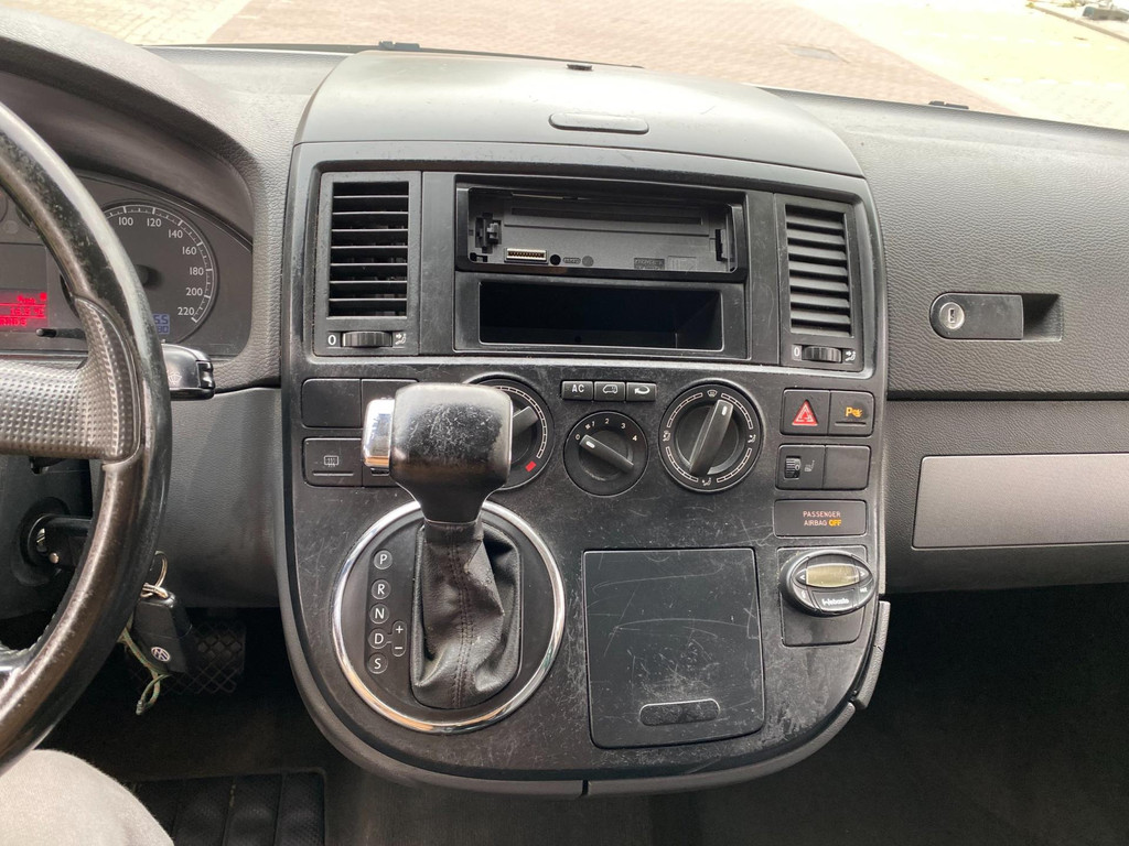 Volkswagen Transporter 2.5 TDI Multivan * AC* Automaat * 168.400 KM NAP * Cruise Control * Airbag * 6 bak * Schuifdak* 2x Zijdeur* 11