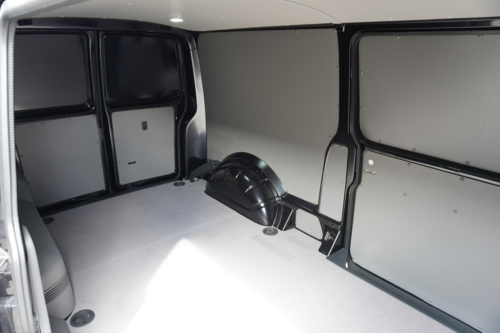 Volkswagen Transporter 30 | L2H1 | 4-Motion 150 pk DSG | Dubbele schuifdeur | Achteruitrijcamera | Adapative Cruise Control | LED koplampen | 13