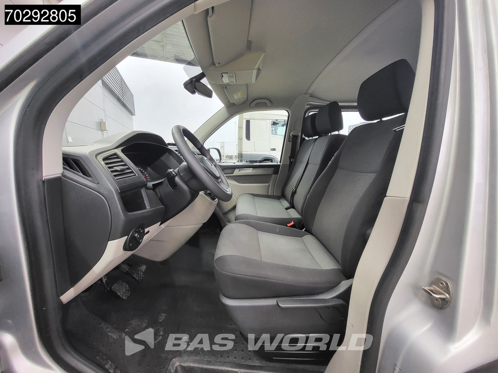 Volkswagen Transporter COMING SOON! Incl. BPM & BTW Personenvervoer L2H1 Trekhaak Navi Airco Cruise Camera Parkeersensoren Kombi TV Taxi Euro6 Airco Dubbel cabine Cruise control 20