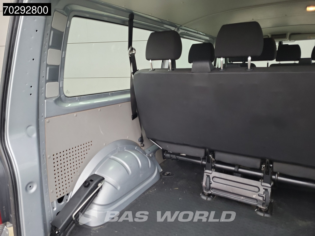 Volkswagen Transporter COMING SOON! Personenvervoer L2H1 Trekhaak Navi Airco Cruise Camera Parkeersensoren Kombi TV Taxi Euro6 Airco Dubbel cabine Cruise control 7