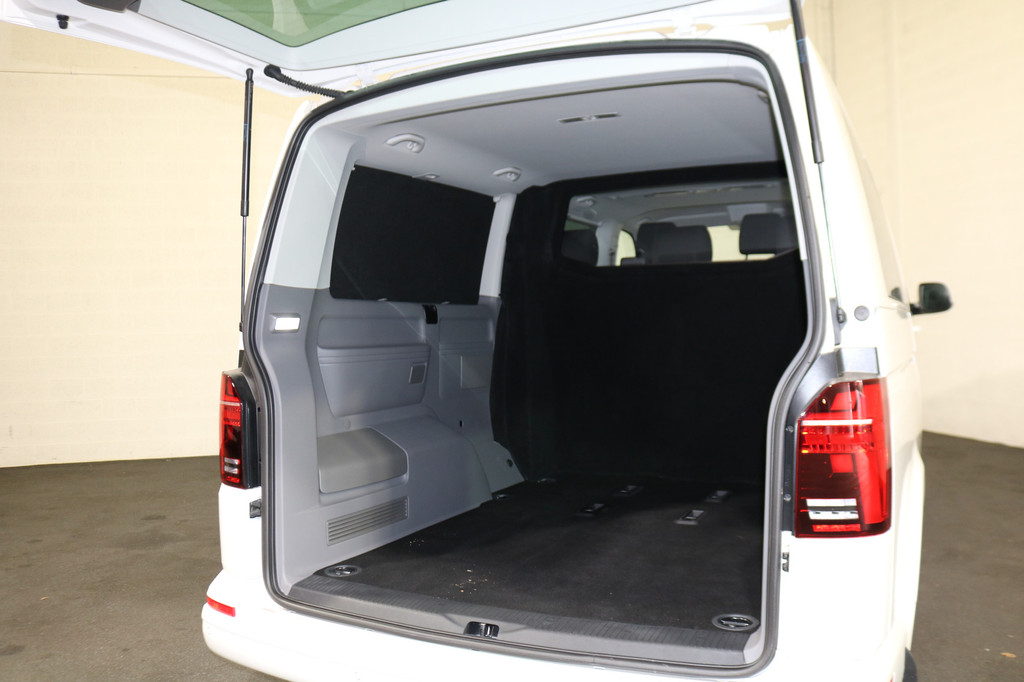 Volkswagen Transporter Caravelle 2.0 TDI 150pk L2 H1 Automaat 13