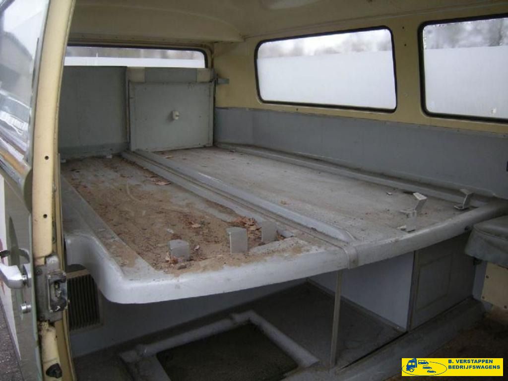 Volkswagen Transporter T2 EX Leger 9