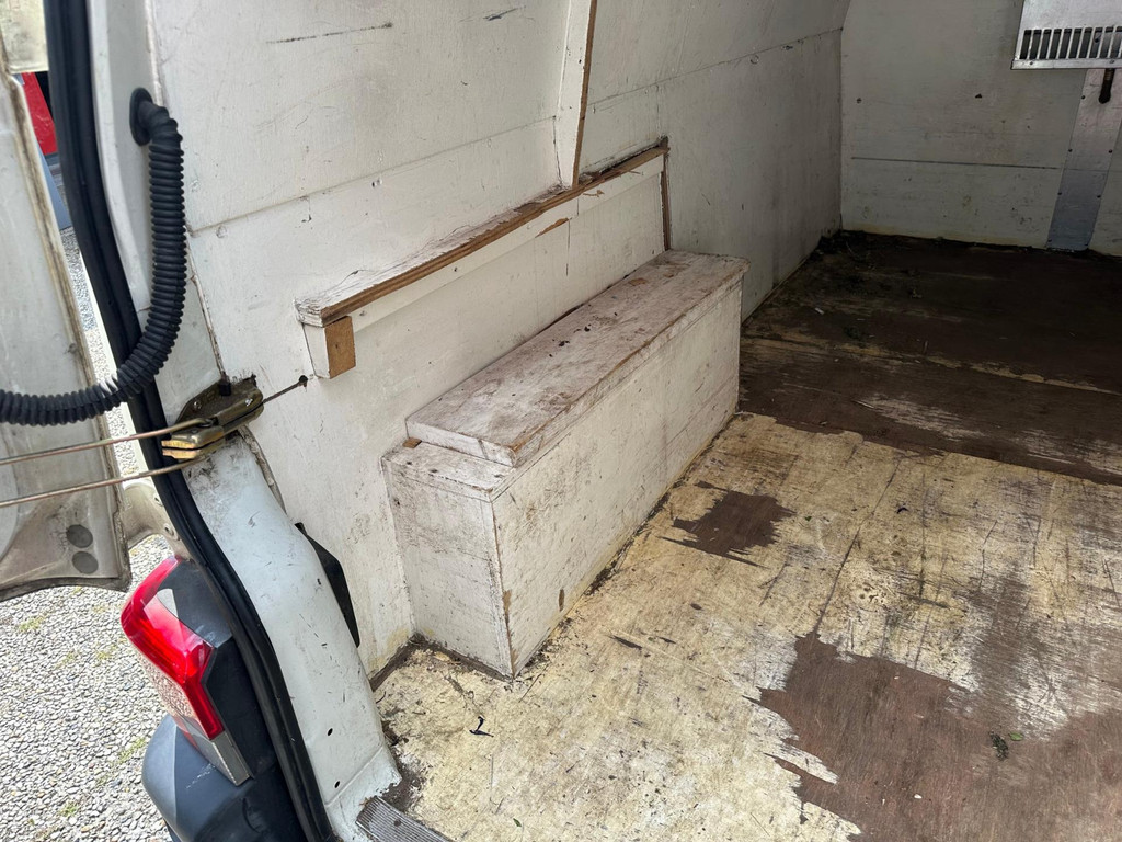 Volkswagen Transporter T4,LANG,5-CYL.2.5TDi,65kw/88pk,161.474km 19