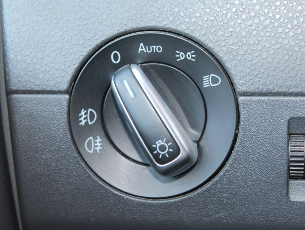 Volkswagen Transporter T5 2.0 TDI L2H1 Aut. Dubbele Cabine L2 10