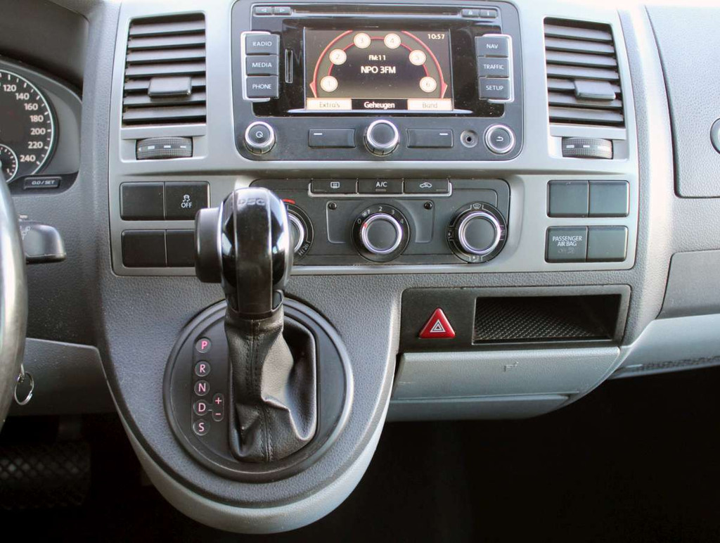 Volkswagen Transporter T5 2.0 TDI L2H1 Aut. Dubbele Cabine L2 16