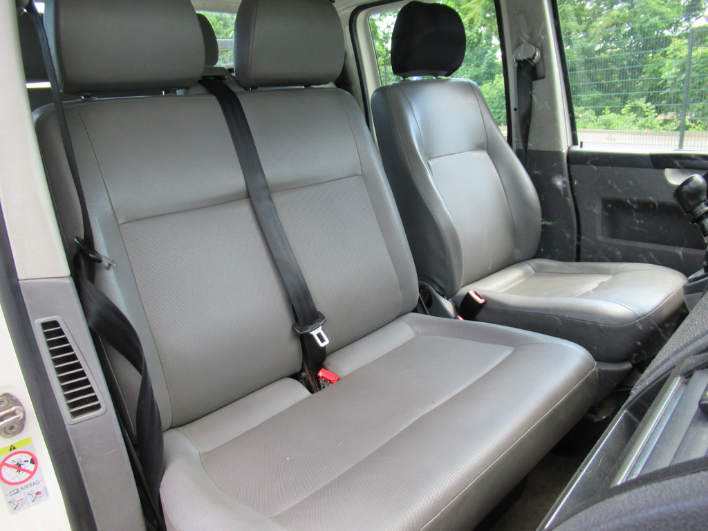 Volkswagen Transporter T5 2.5 TDI 96KW 340 DOKA Dubbelcabine 7