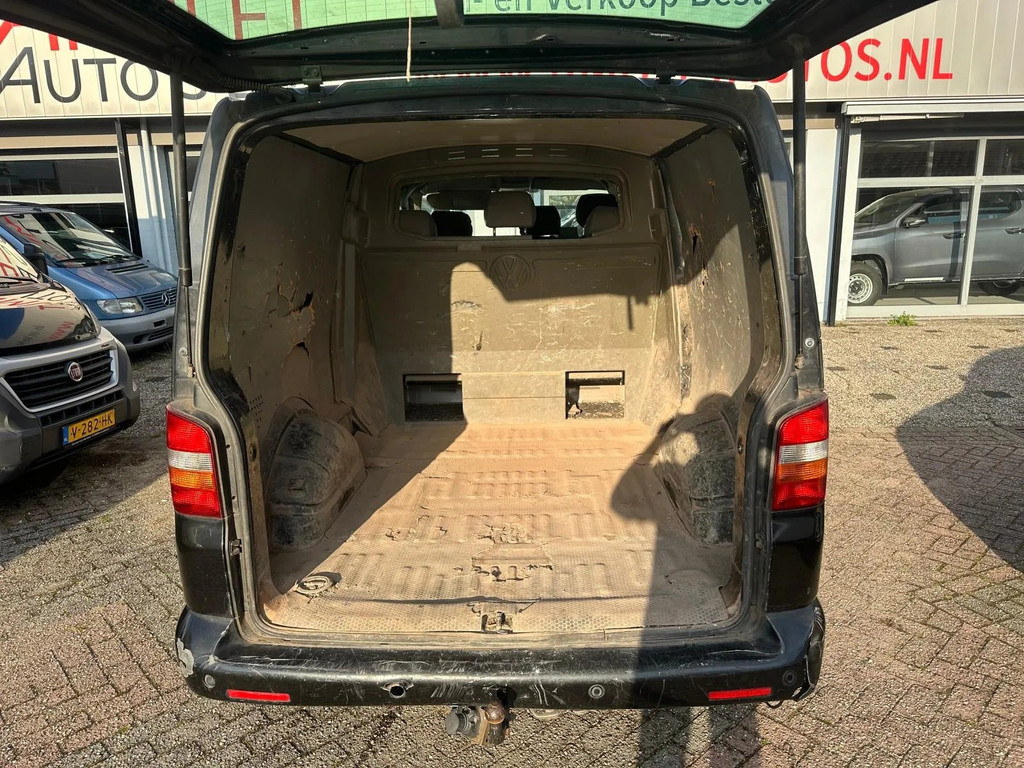 Volkswagen Transporter T5,LANG,DUB.CAB.2.5TDi,96kw/130pk,AIRCO 18