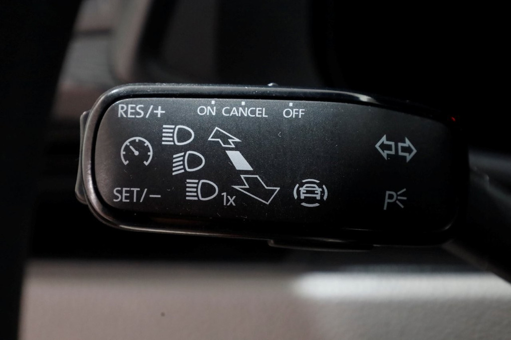 Volkswagen Transporter T6.1 2.0 TDI 110pk Lang D.C. Airco/Cruise 07-2020 16