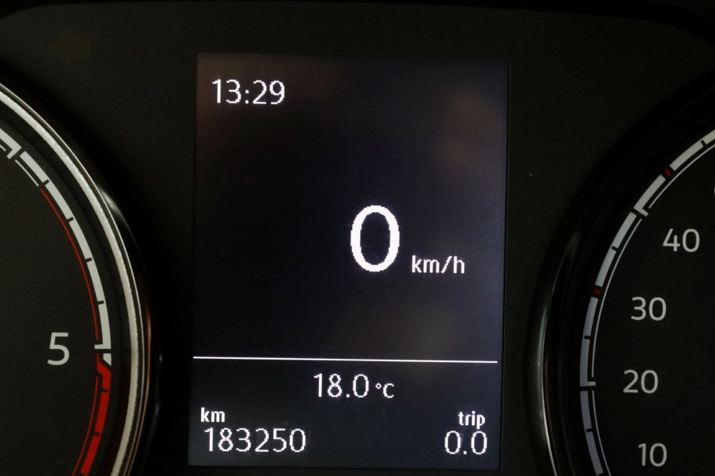 Volkswagen Transporter T6.1 2.0 TDI 110pk Lang D.C. Airco/Cruise 07-2020 17