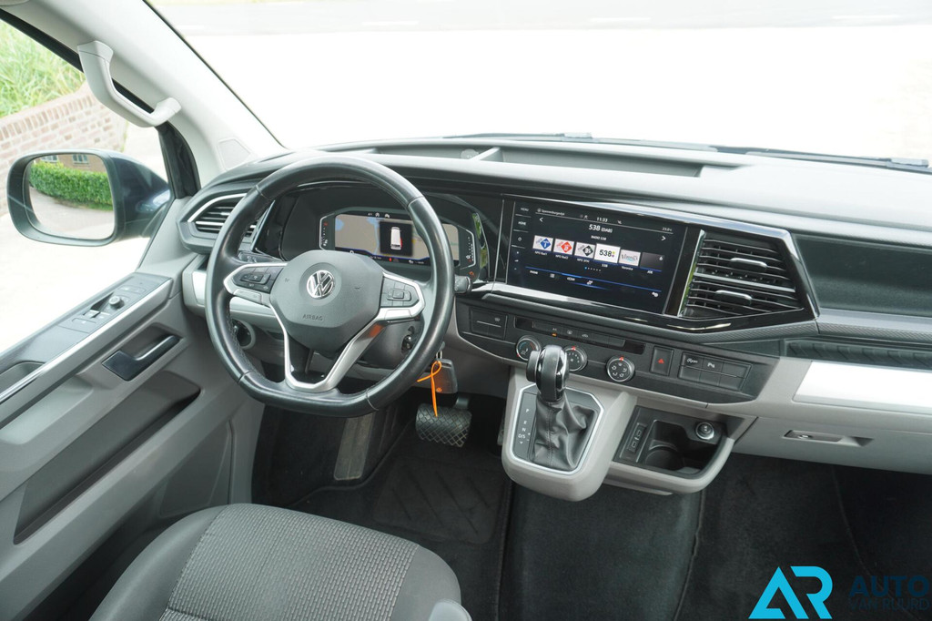 Volkswagen Transporter T6.1 2.0 TDI Bulli * Dubbele cabine * 12